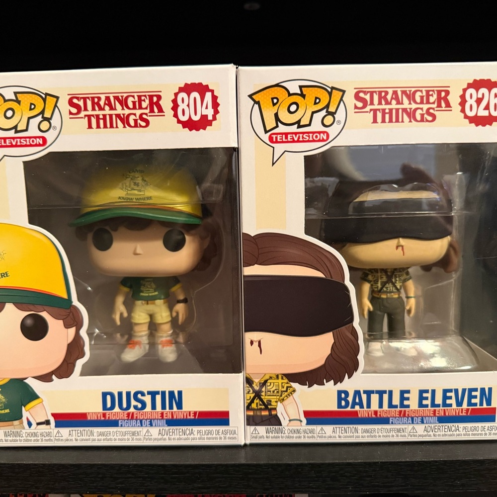 Funko Pop! Vinyl Stranger Things - Dustin #804 & Battle Eleven #826 Figures